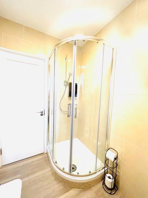 Luxury Apartment Top Location Rds, Aviva 5 Min Walk Dublin Bagian luar foto